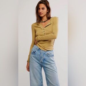 We the free Jamie Henley NWOT dried tobacco